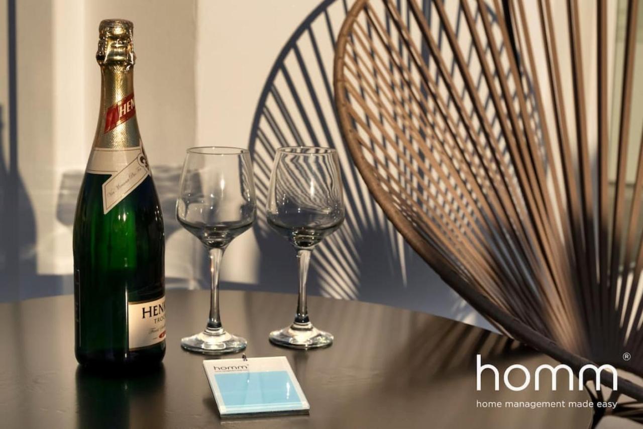 Brand New Homm Penthouse In Ano Glyfada, Dilou Leilighet Athen Eksteriør bilde